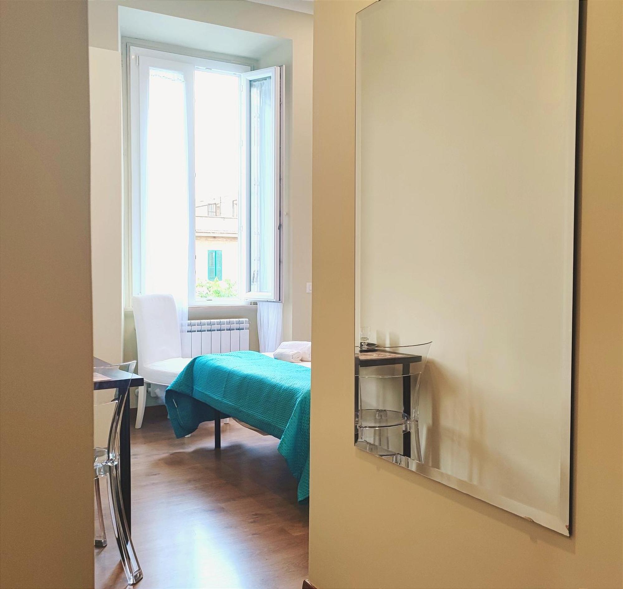 Elena Fine & Shining Apartment